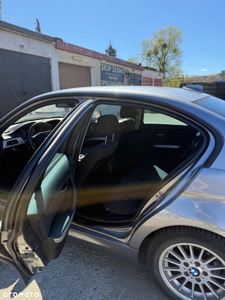 BMW Seria 3 - 14