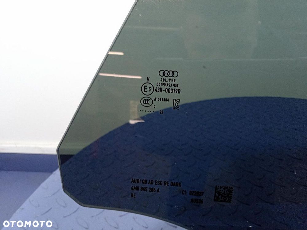 AUDI SQ8 Q8 4M8 SZYBA DRZWI TYŁ PRAWA 22R 4M8845206A - 2