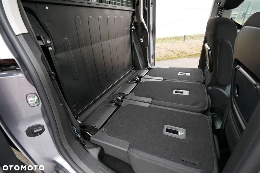 Fiat Doblo - 17