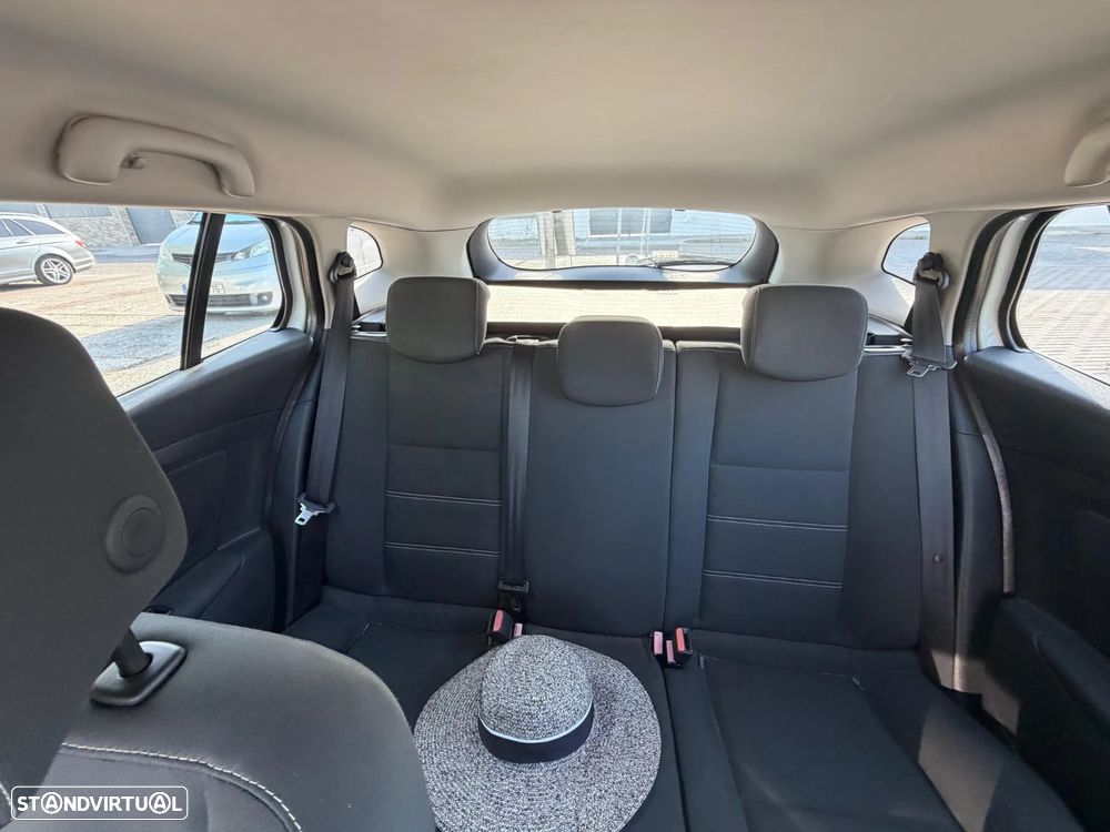 Renault Mégane 1.5 dCi Dynamique SS - 13