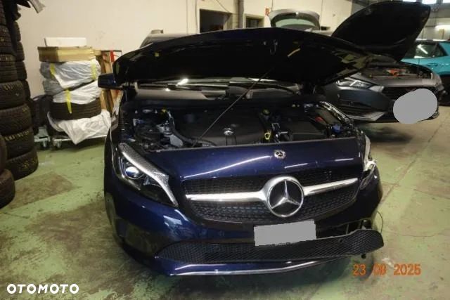 Mercedes-Benz Klasa A 200 CDI (BlueEFFICIENCY) 7G-DCT Urban - 2
