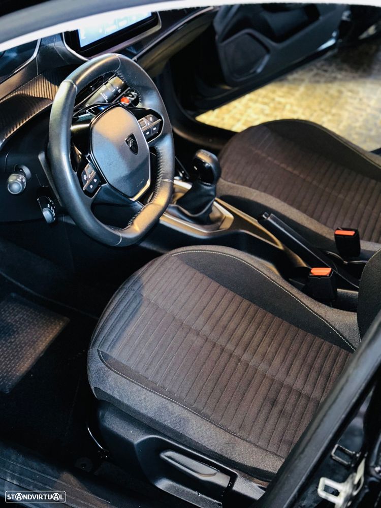 Peugeot 208 1.2 PureTech Active Pack - 16