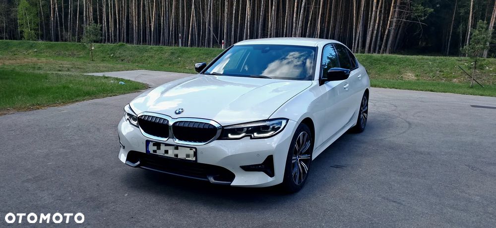 BMW Seria 3 320d xDrive M Sport - 4