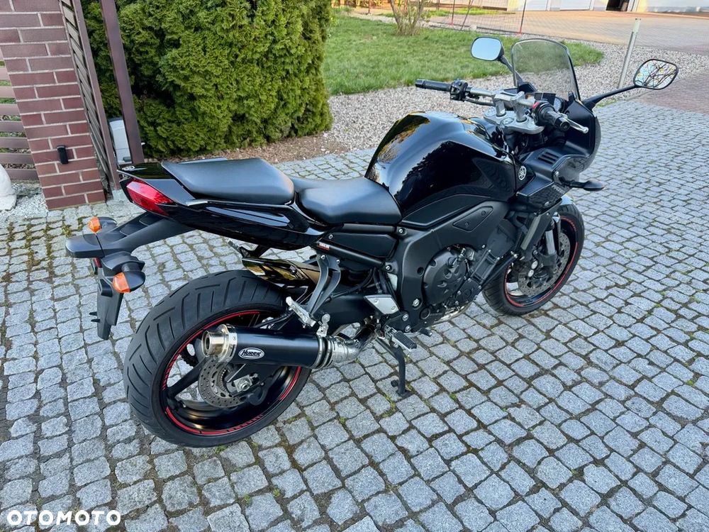 Yamaha FZ - 9