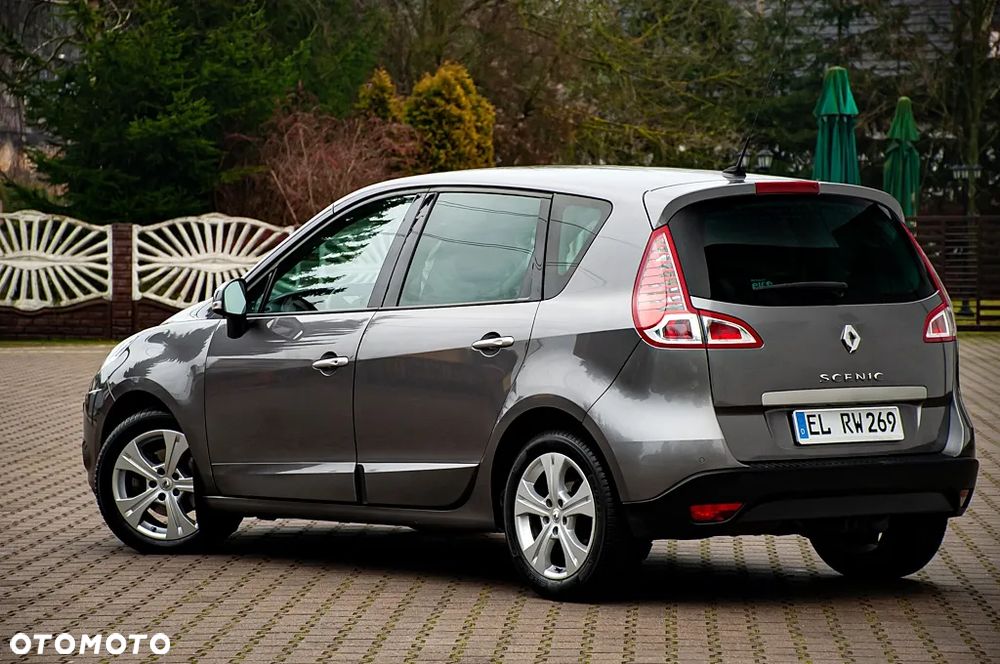 Renault Scenic 2.0 16V Privilege CVT - 19