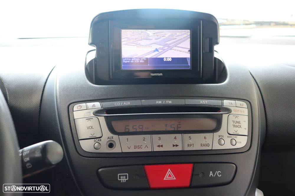 Toyota Aygo Connect - 3