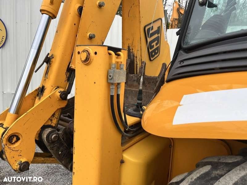 JCB 4CX - 23