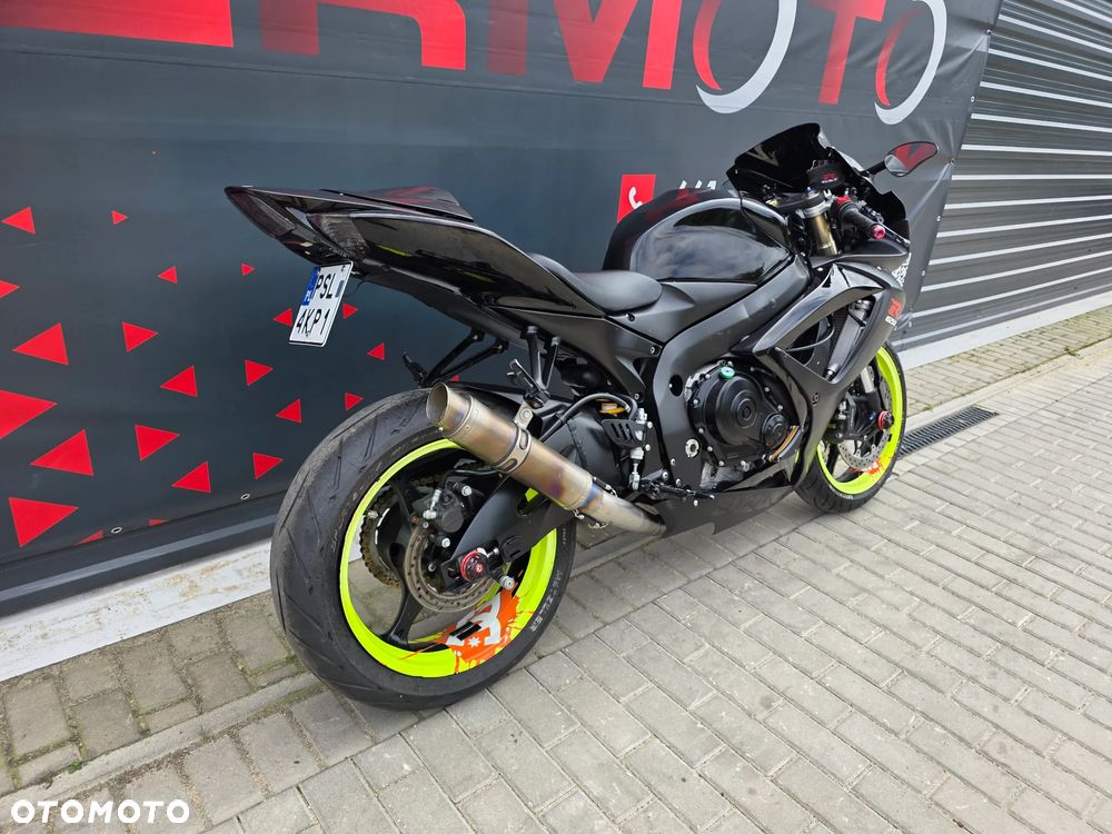 Suzuki GSX-R - 3