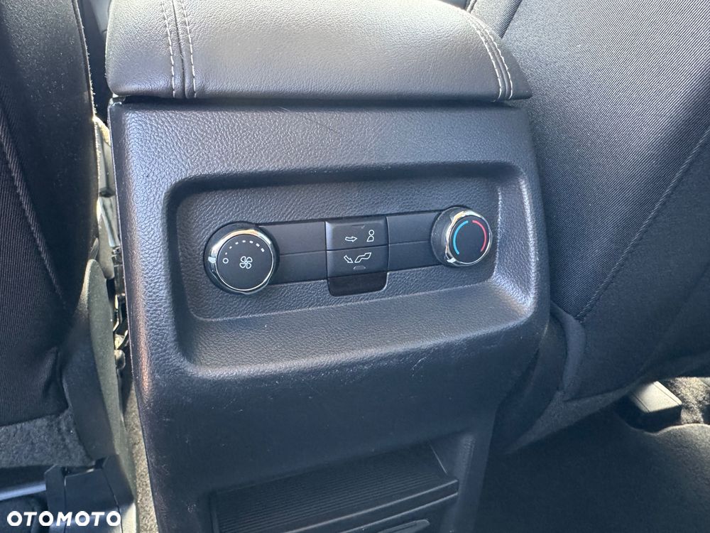 Ford Galaxy 2.0 EcoBlue Titanium - 18