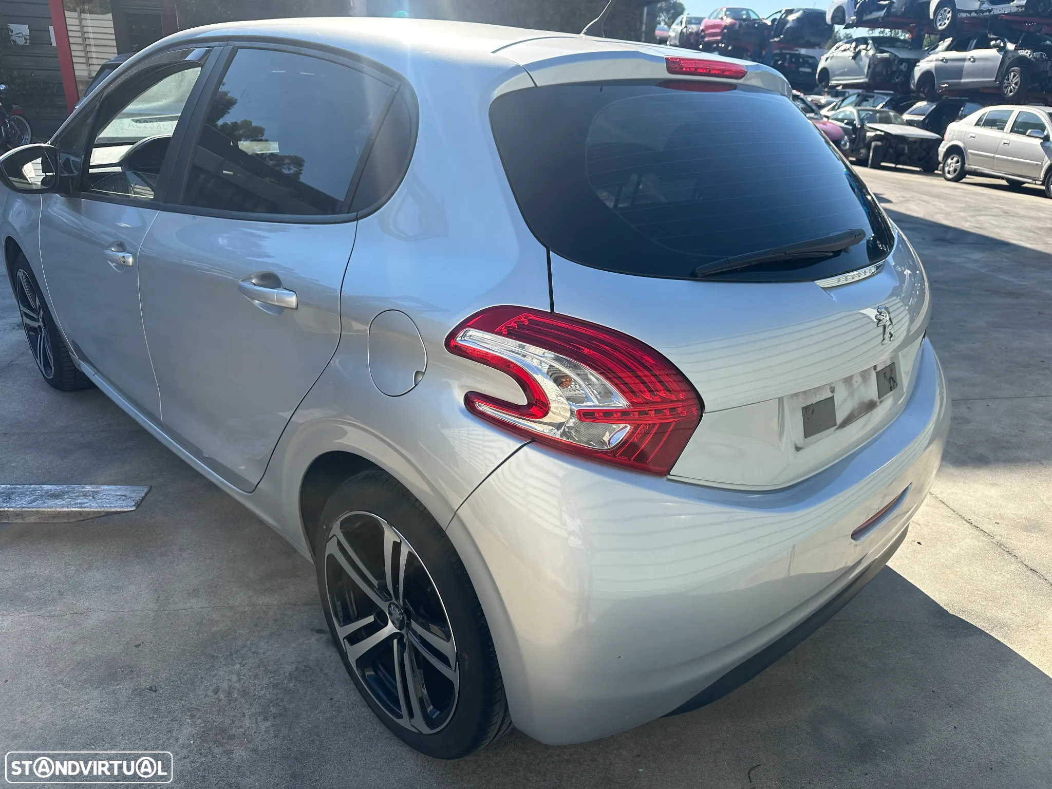 PEUGEOT 208 1.6 EHDI DE 2015 - 2