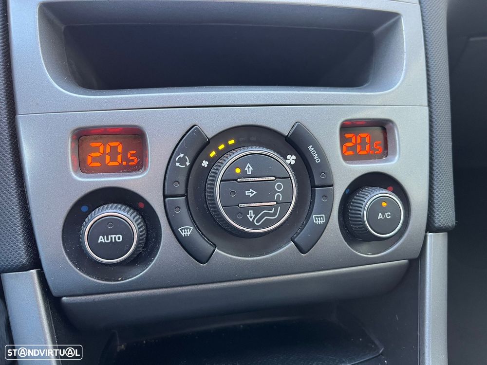 Peugeot 308 SW 1.6 HDi Active - 16