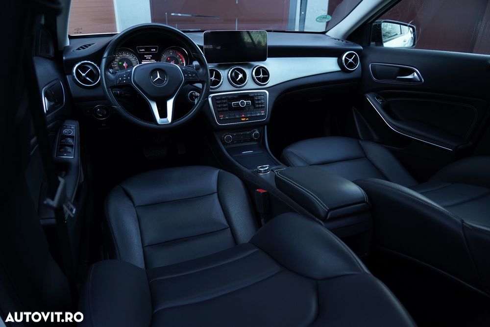 Mercedes-Benz GLA 200 (CDI) d 4Matic 7G-DCT AMG Line - 15