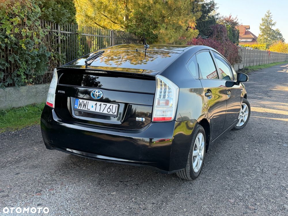 Toyota Prius - 5