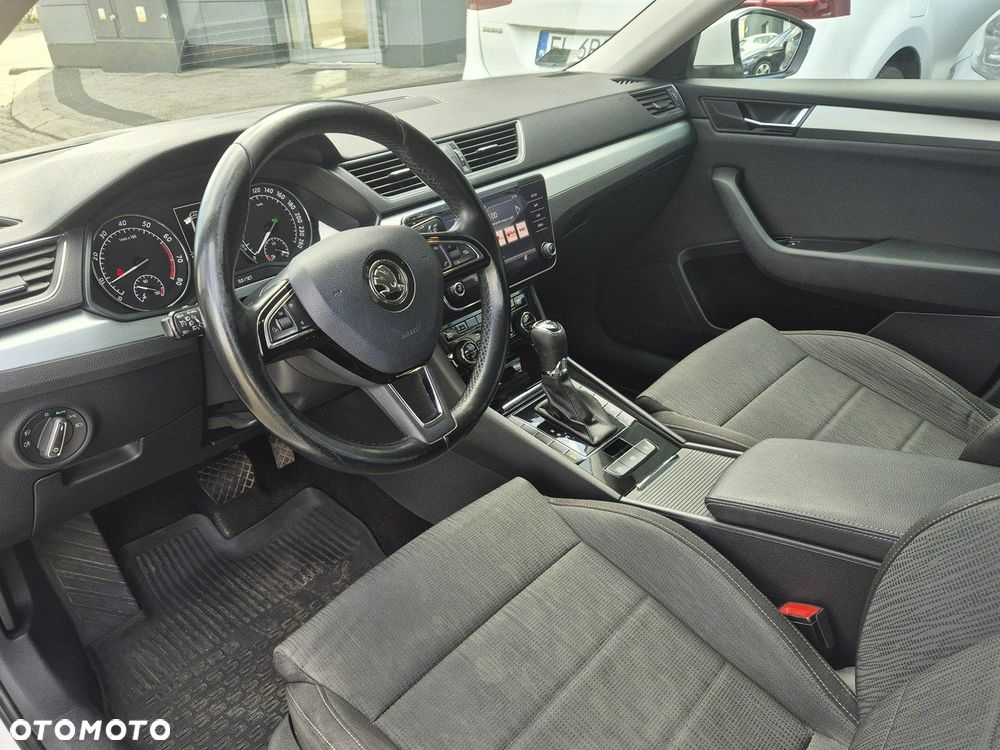 Skoda Superb 1.4 TSI ACT Ambition DSG - 8