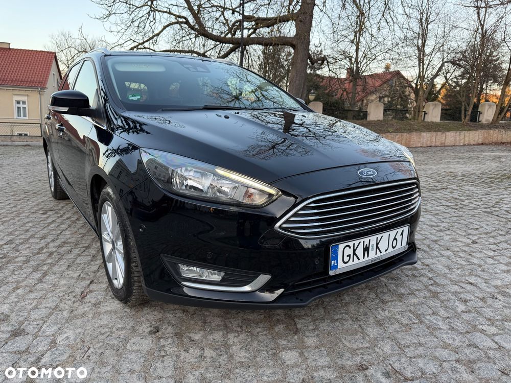 Ford Focus 1.0 EcoBoost Titanium Business - 28