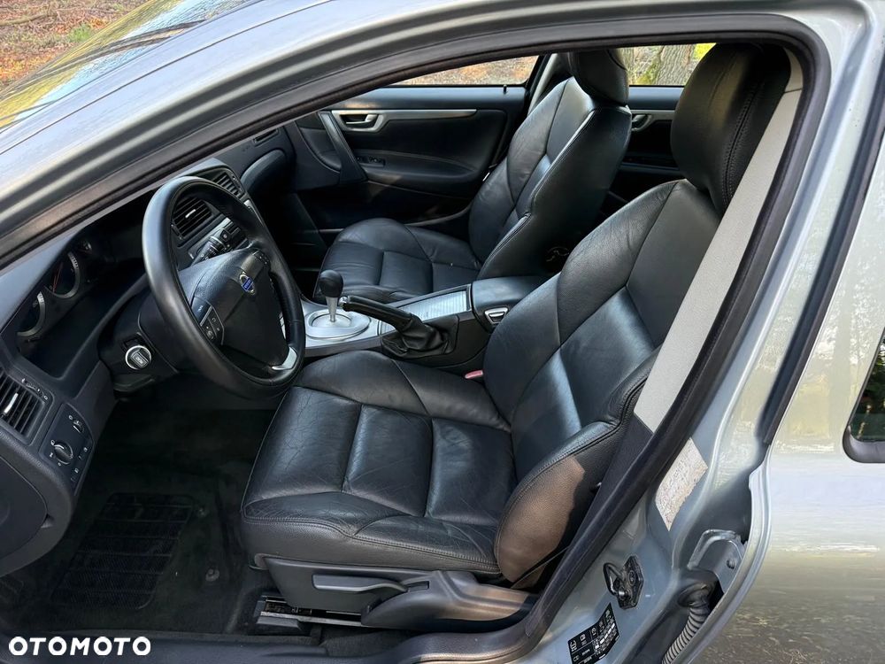 Volvo S60 2.4D Kinetic - 16