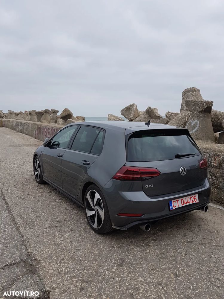Volkswagen Golf 2.0 TSI DSG GTI - 6
