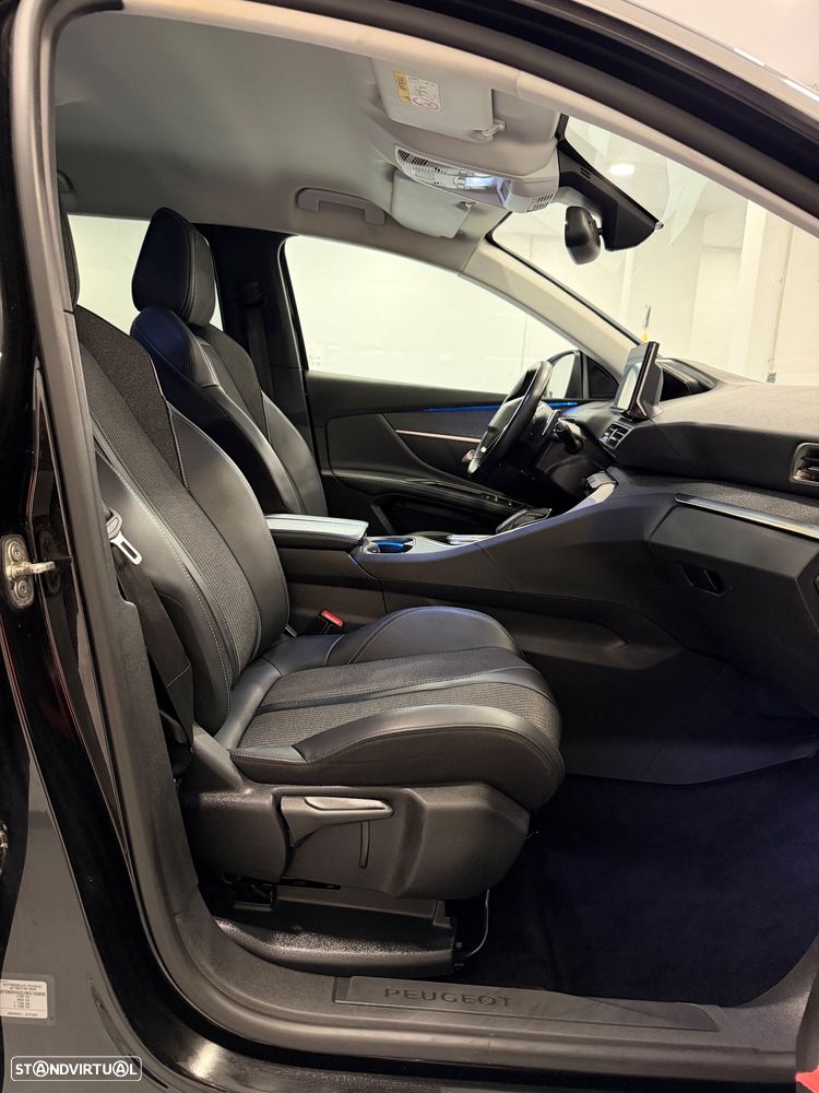 Peugeot 5008 PureTech 130 EAT8 Stop & Start Allure Pack - 13