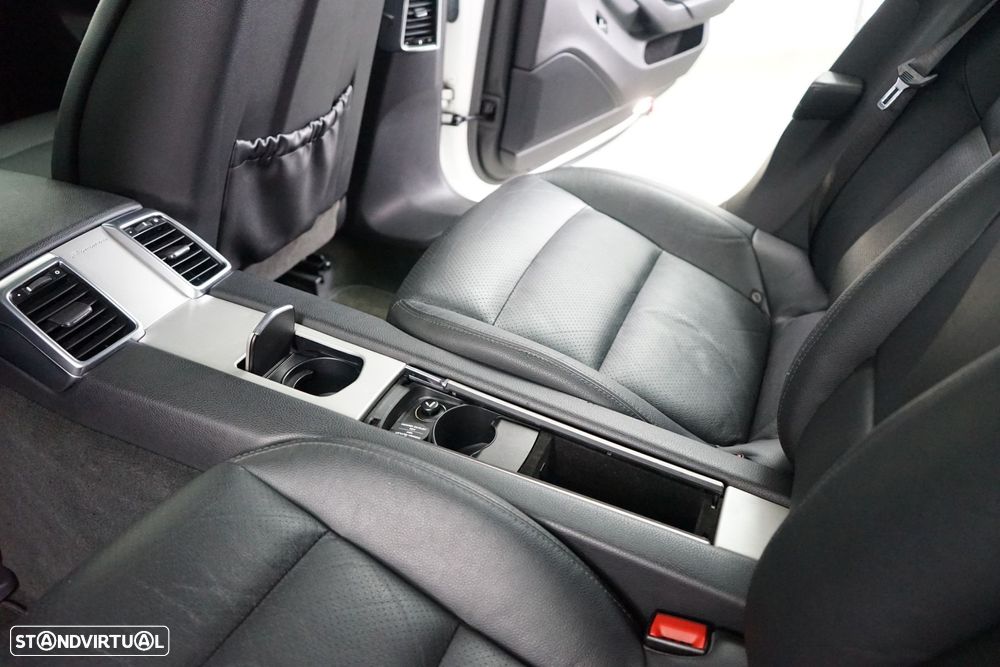 Porsche Panamera Platinum Edition - 50