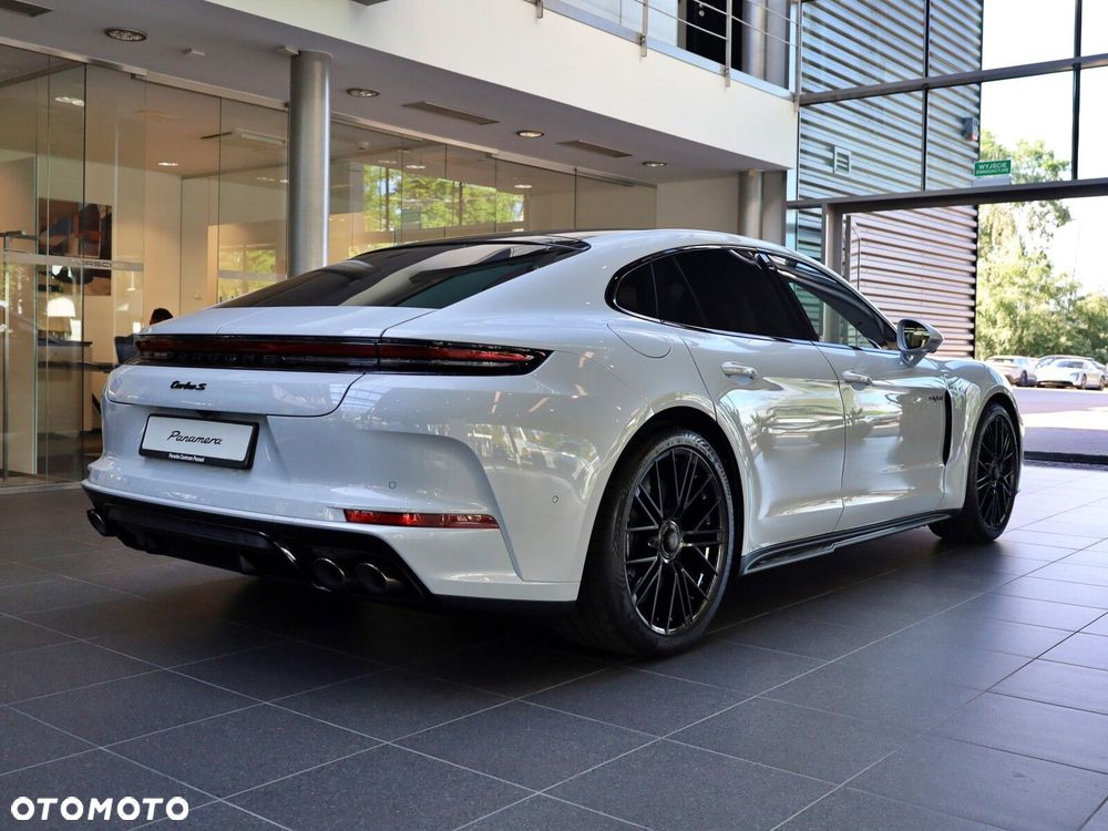Porsche Panamera - 6
