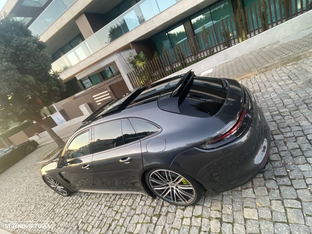 Porsche Panamera Sport Turismo 4 E-Hybrid 10 Years Edition - 5