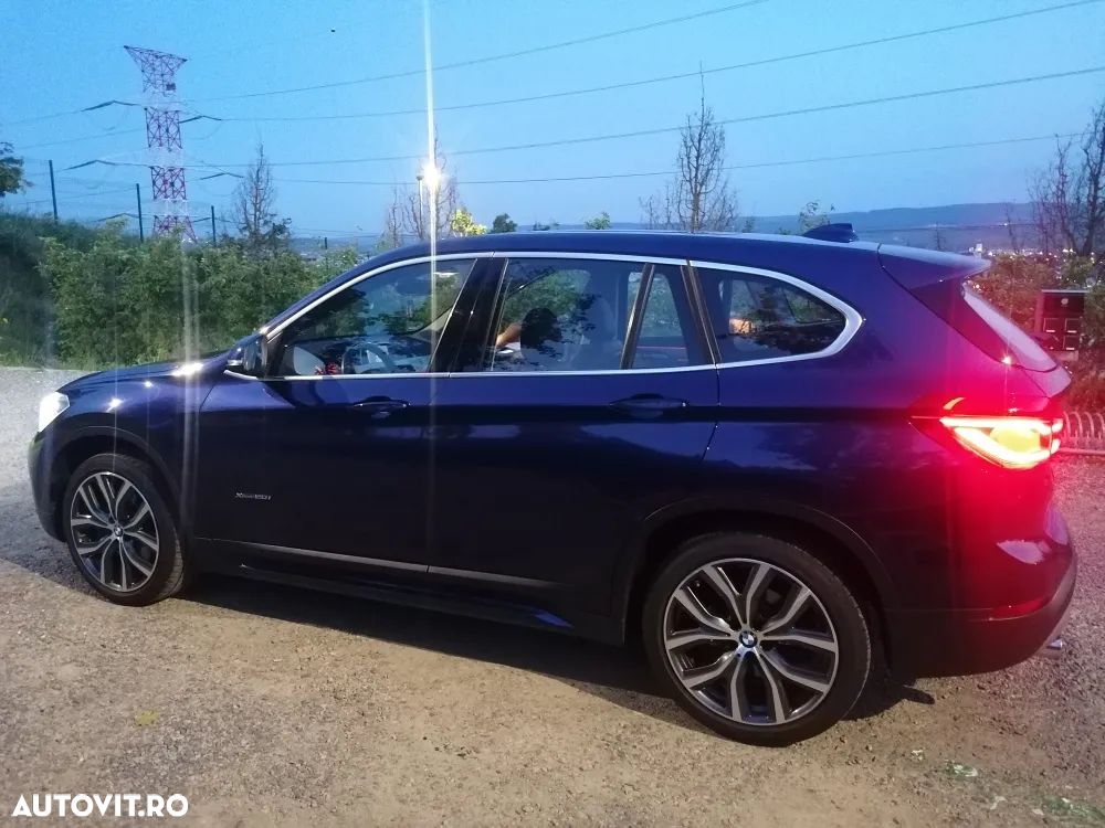 BMW X1 xDrive20i AT Sport Line - 25