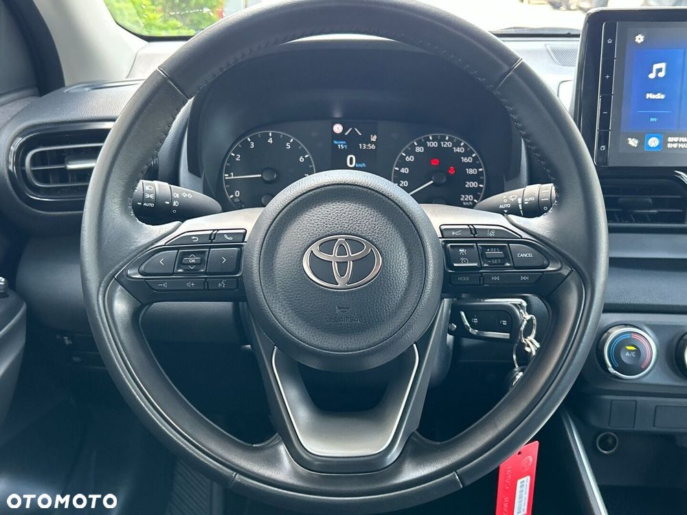 Toyota Yaris 1.5 Comfort - 13
