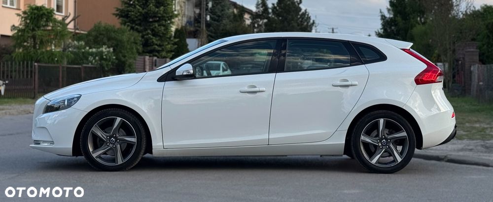 Volvo V40 D2 - 8