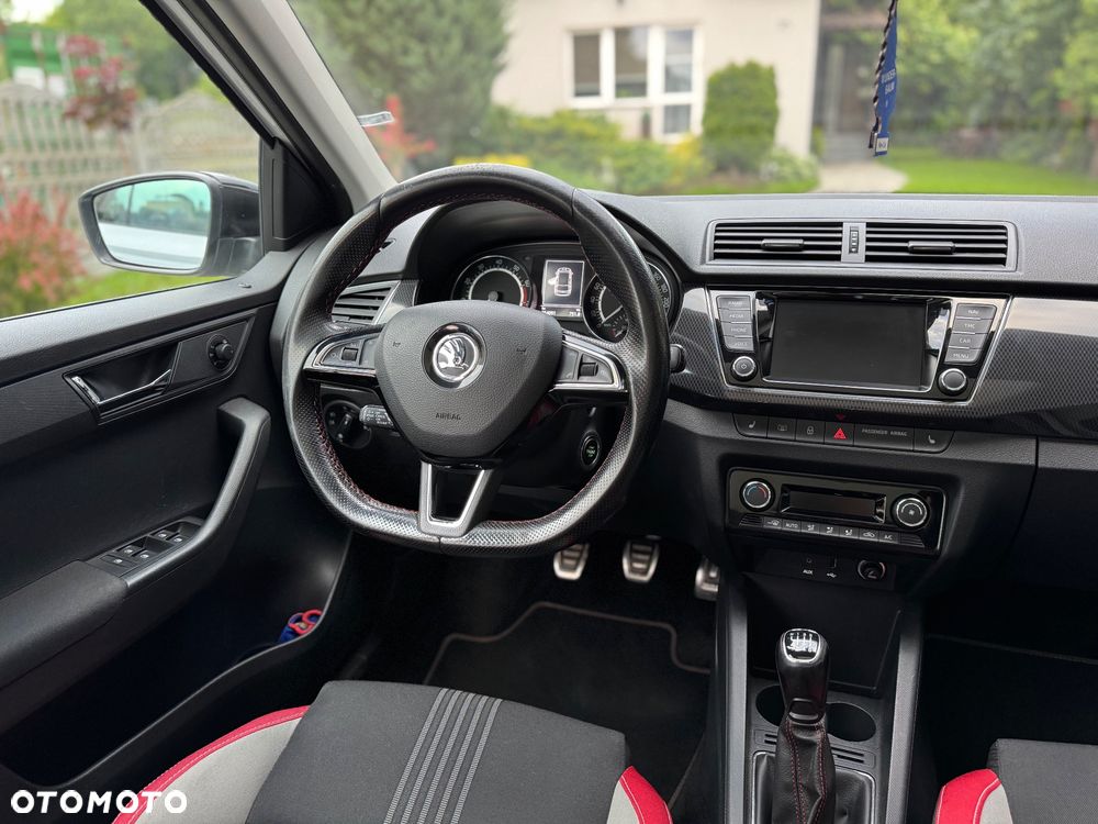 Skoda Fabia 1.2 TSI Monte Carlo - 11
