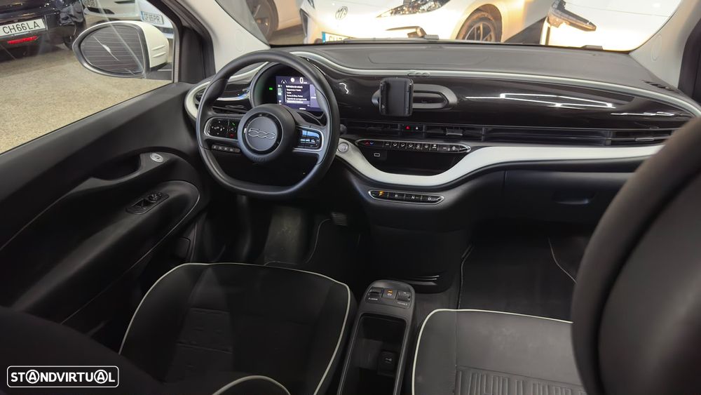 Fiat 500e 23,8kWh - 47