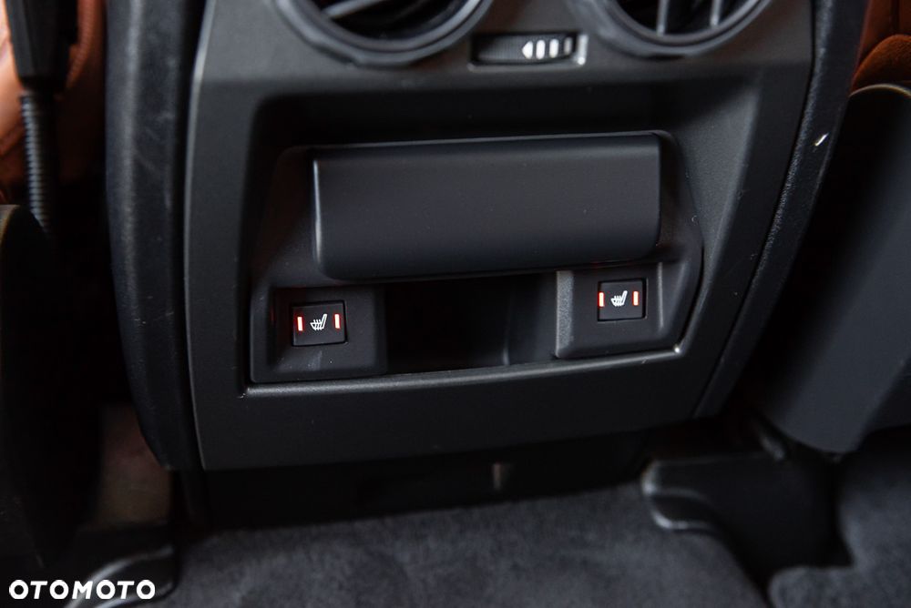 Land Rover Range Rover Sport TDV6 HSE - 33