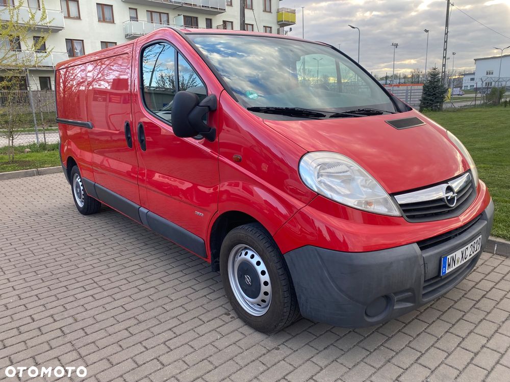 Opel Vivaro - 2