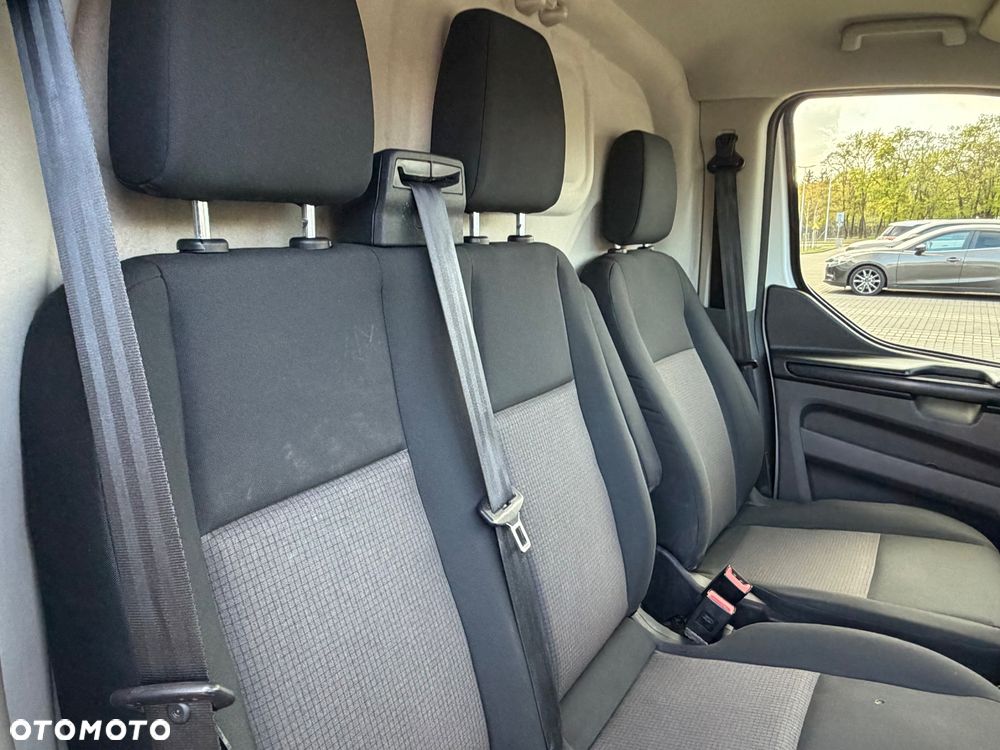 Ford Transit Custom - 24