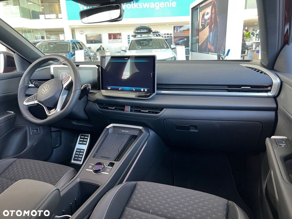 Volkswagen T-Roc - 8