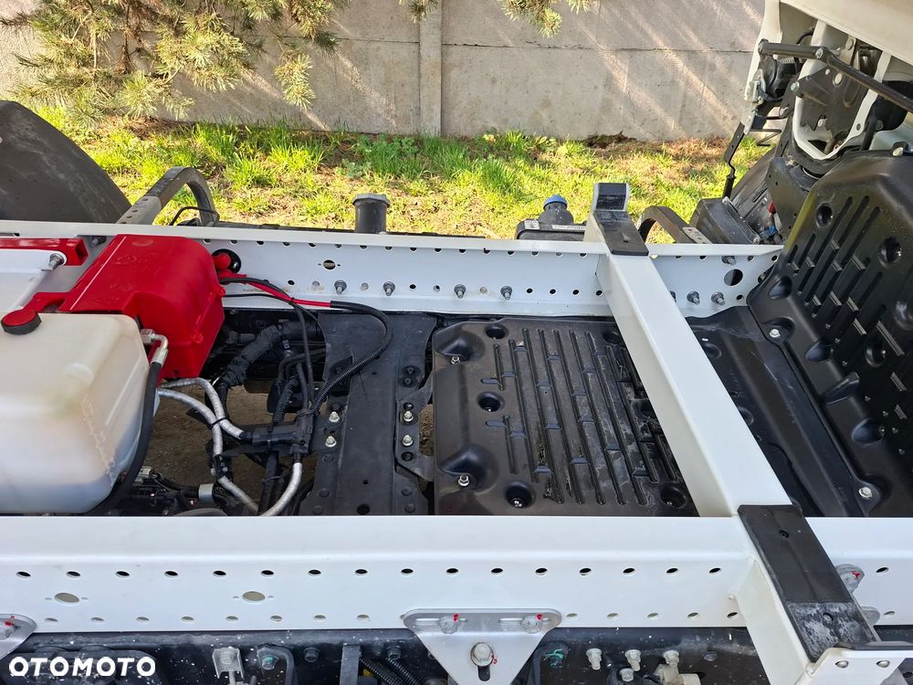 Mitsubishi Fuso Canter - 20