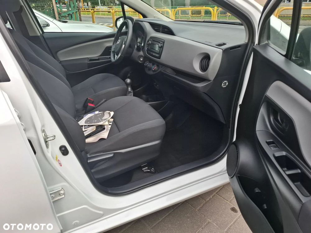 Toyota Yaris - 26