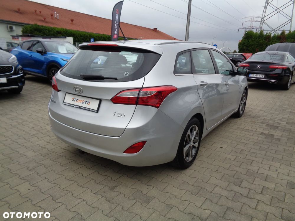 Hyundai i30 1.4 Comfort - 6