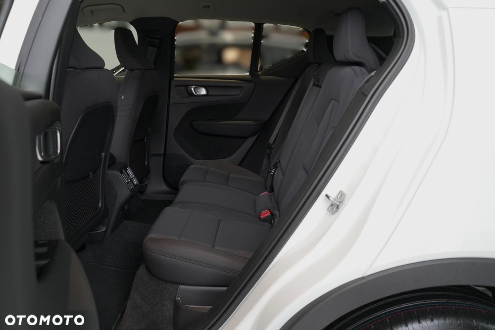 Volvo XC 40 B3 Core - 8