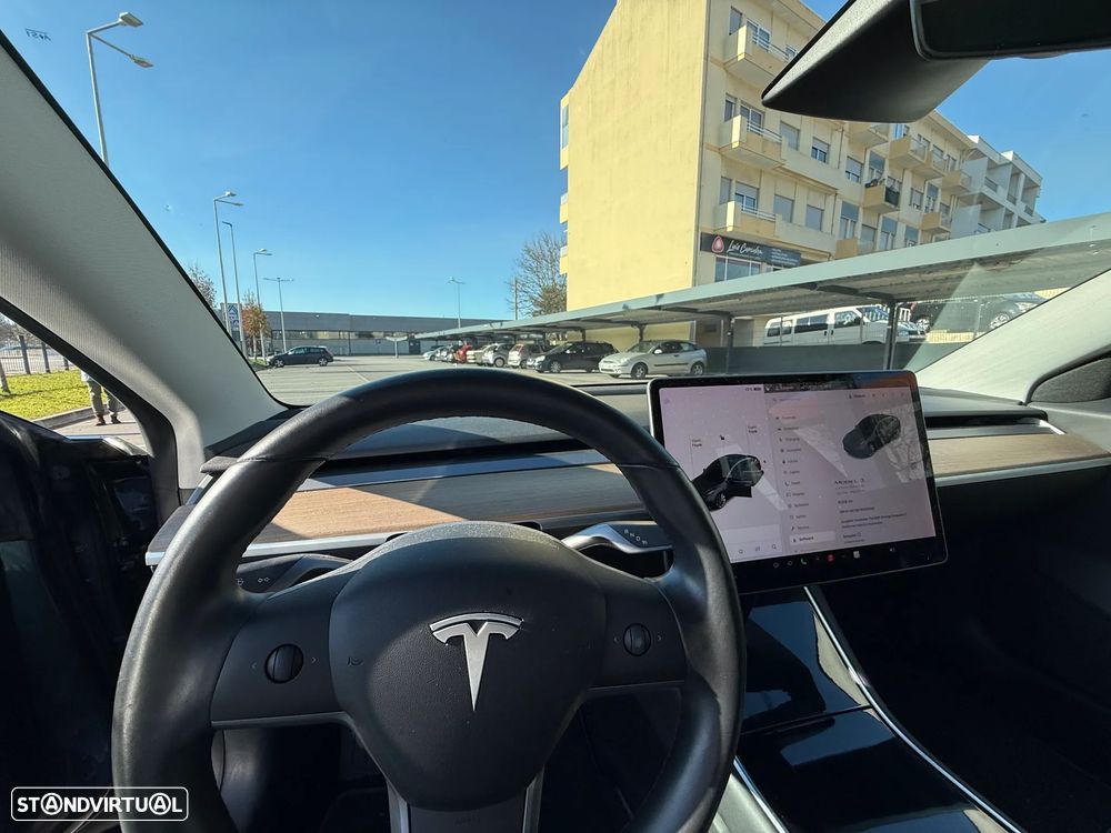 Tesla Model 3 Performance Dual Motor AWD - 11