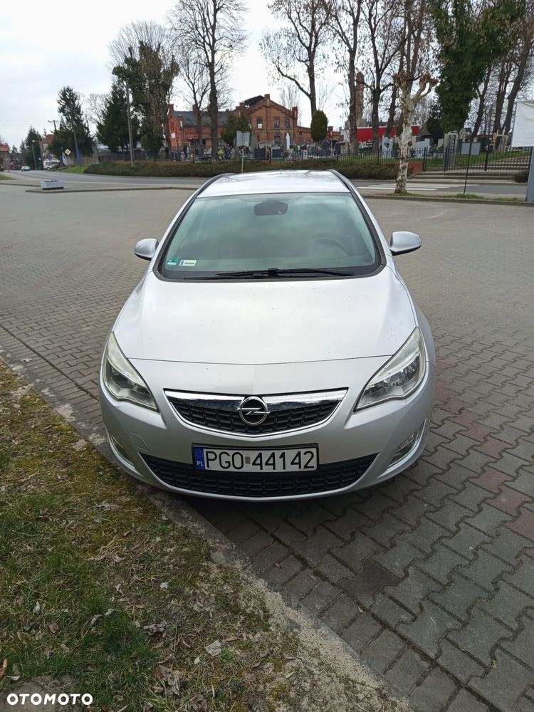 Opel Astra 1.4 Cosmo - 8