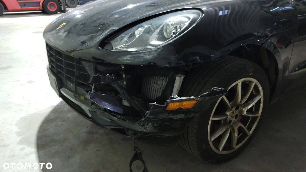 Porsche Macan S - 37