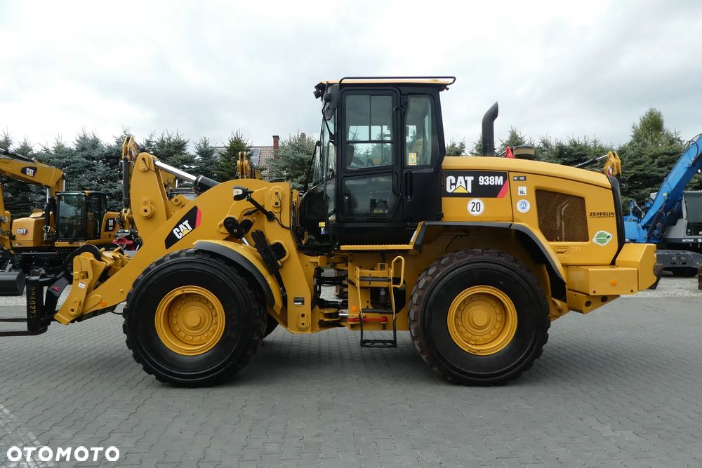 Caterpillar 938 M Z NIEMIEC ŁYZKA WIDŁY - 2
