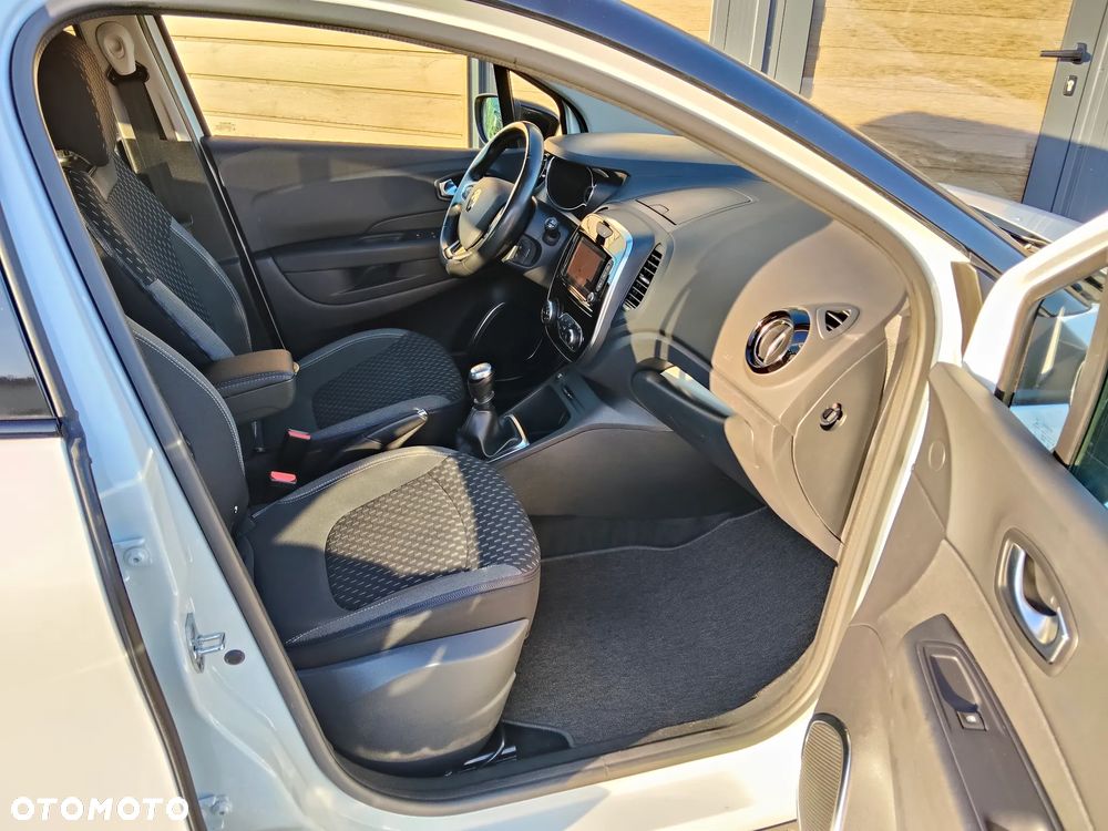 Renault Captur TCe 150 GPF INTENS - 23