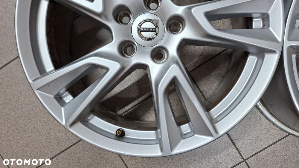 Felgi Aluminiowe 18 Volvo XC 60 5x108 ET 50.5 - 3