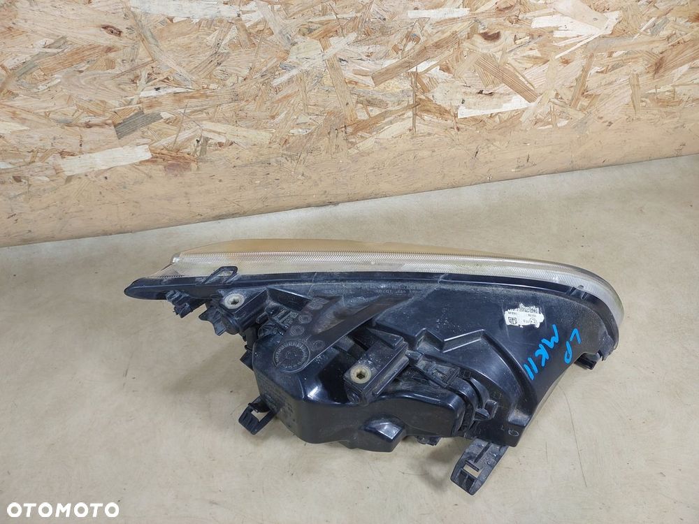 FOCUS MK2 LAMPA LEWY PRZÓD - 4