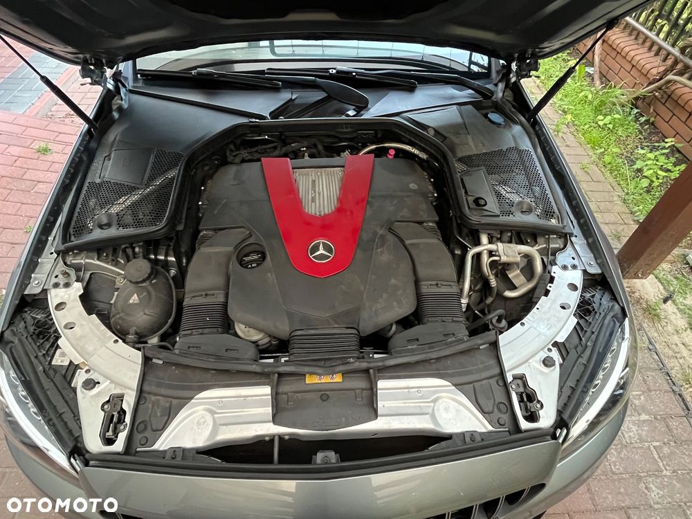 Mercedes-Benz Klasa C AMG 43 4-Matic - 32