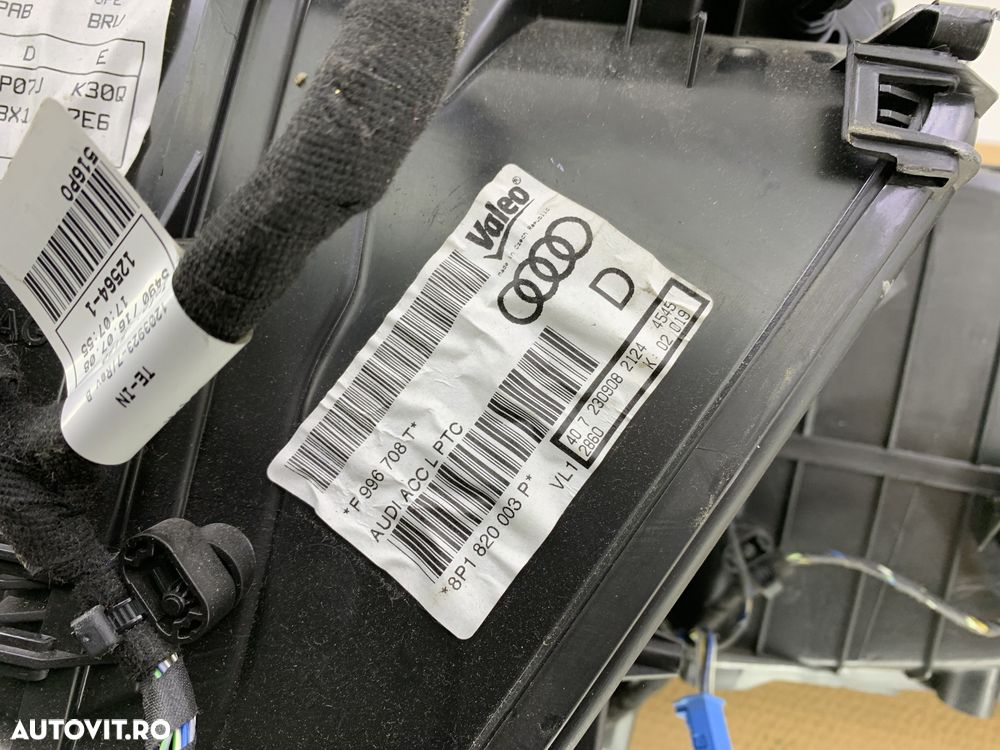Dezmembrez Aeroterma interior pt volan stanga de pe Audi A3 8P… - 4