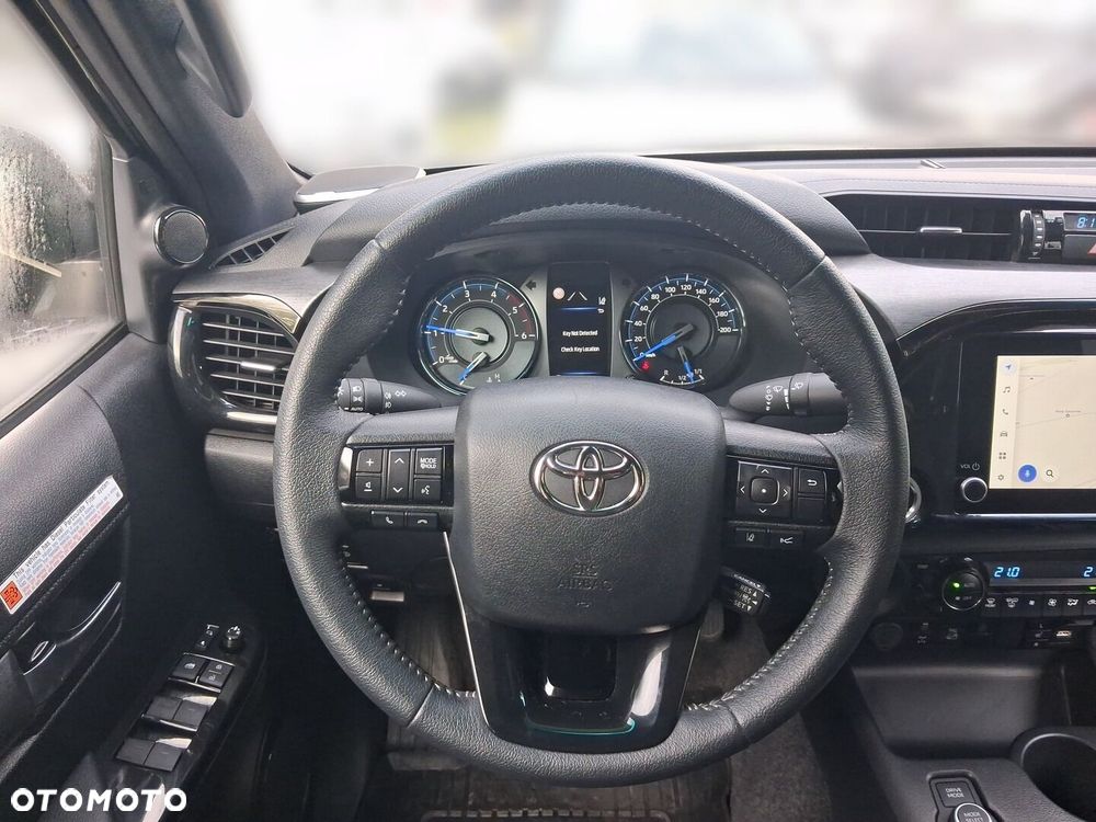 Toyota Hilux 2.8 D-4D mHEV Double Cab Invincible 4x4 - 10