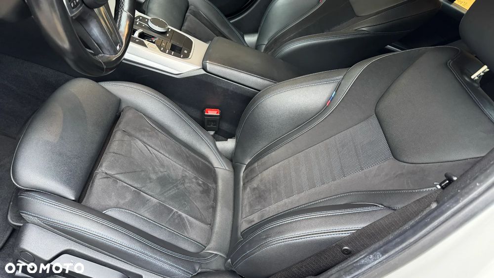 BMW Seria 3 320d M Sport Shadow sport - 21