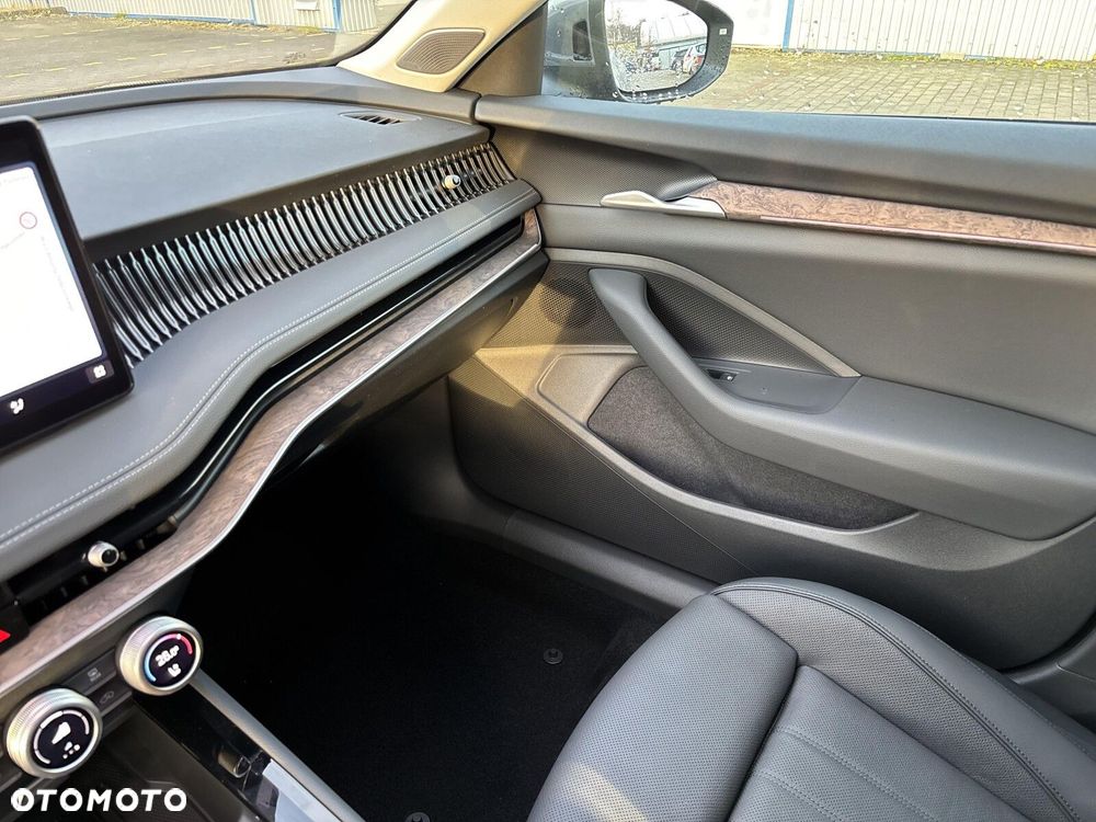 Skoda Superb 2.0 TDI SCR 4x4 L&K DSG - 30